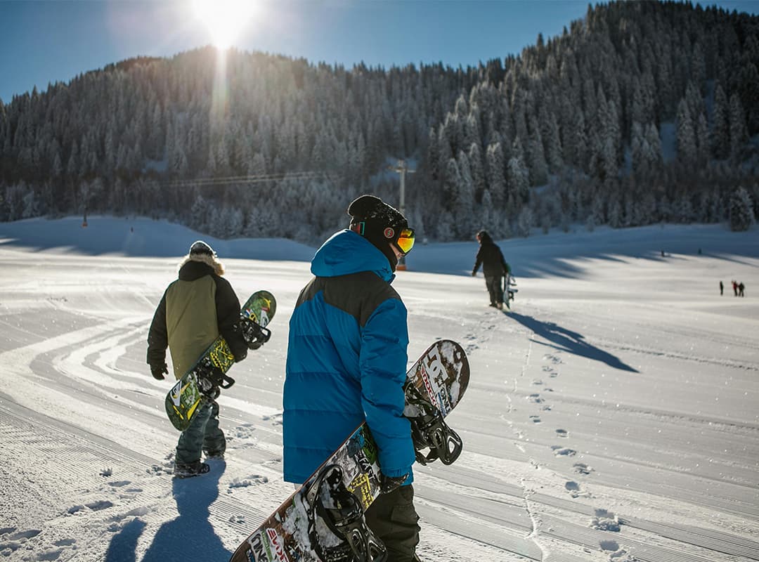 What to Pack for a Ski Trip: Essential Gear Checklist